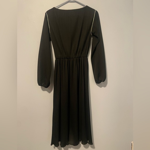 Vintage Elegant Black Long Sleeve Dress - Picture 2 of 3